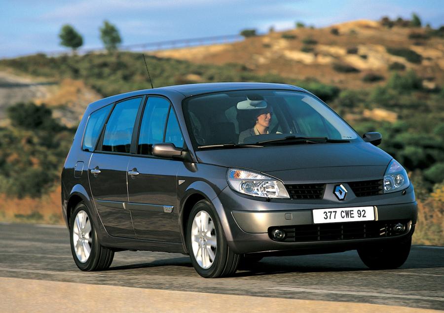  Renault Grand Scenic 2004 года  (фото 38 из 47)